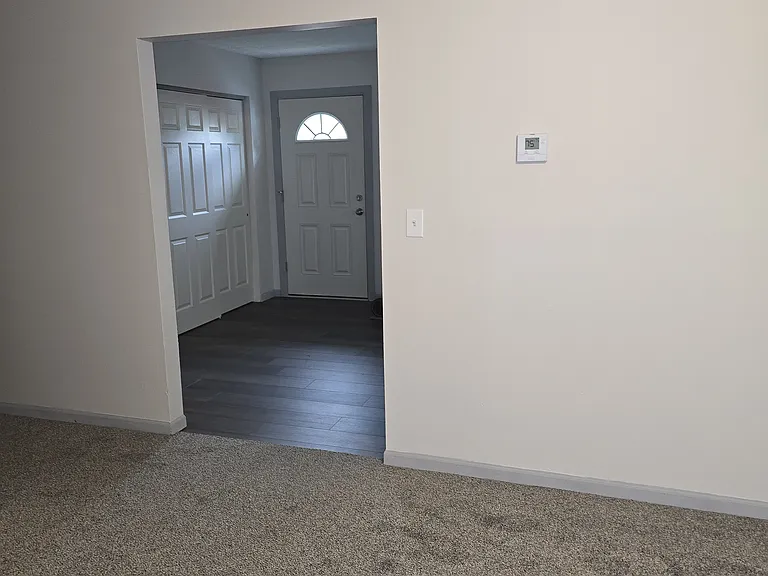 525 Delaware St — Photo 5