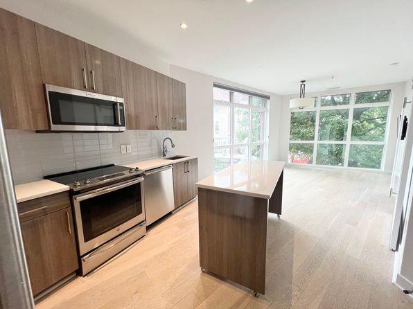 1794 Lanier Pl NW UNIT 205