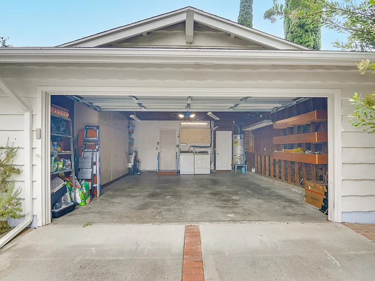 24308 Shrewsbury Cir — Photo 12