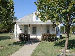 116 3rd St N, Gorham, KS 67640