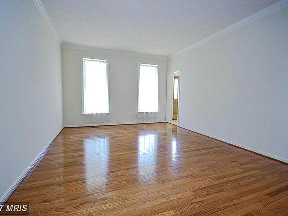 5th image of 11911 Deer Path Ln
