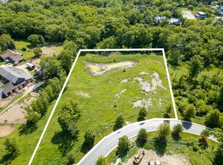5 Templeton Dr, Oak Brook, IL