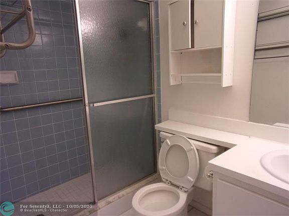 4th image of 10207 Sunrise Lakes Blvd APT 304