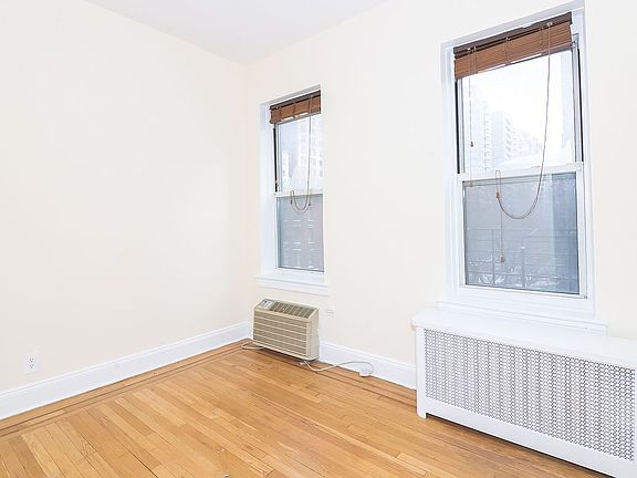 4th image of 1059 2nd Ave #3E