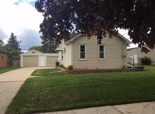 1528 N 23rd St, Manitowoc, WI 54220