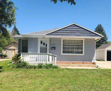 607 6th Ave SW, Pipestone, MN, 56164