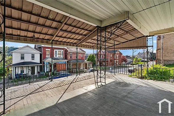 415 Mills Ave — Photo 24