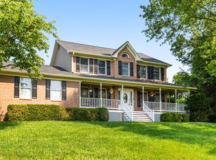 6103 Edmont Dr, Frederick, MD 21704