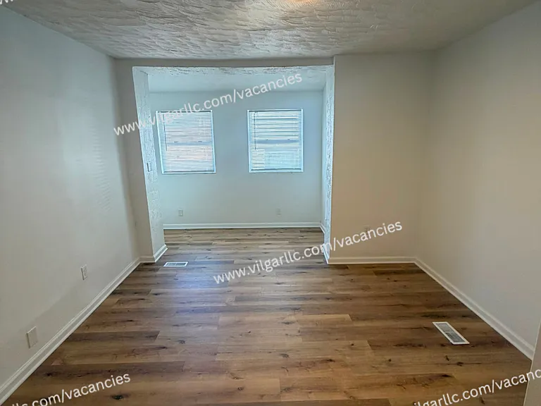 3934 Evergreen St — Photo 7