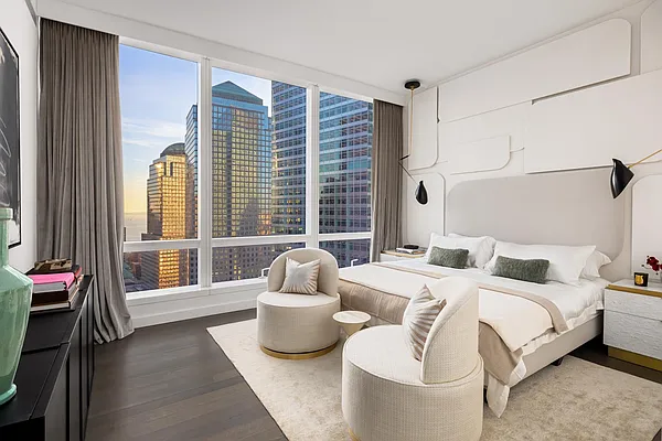 Rented by Douglas Elliman | media 14