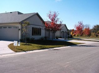 1587 Stanton Cir, Appleton, WI 54915