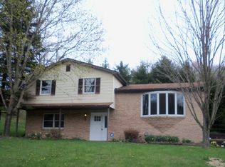 159 Fry Hollow Rd, Hunker, PA 15639