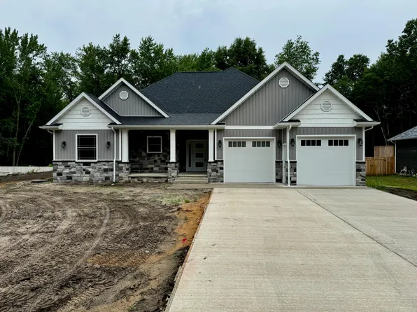 1203 S Roosevelt Rd, Knox, IN 46534