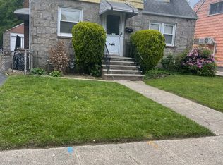 15 6th Ave FLOOR 2, New Hyde Park, NY 11040