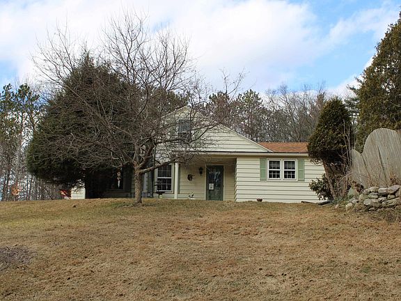 3rd image of 242 Clarendon Road