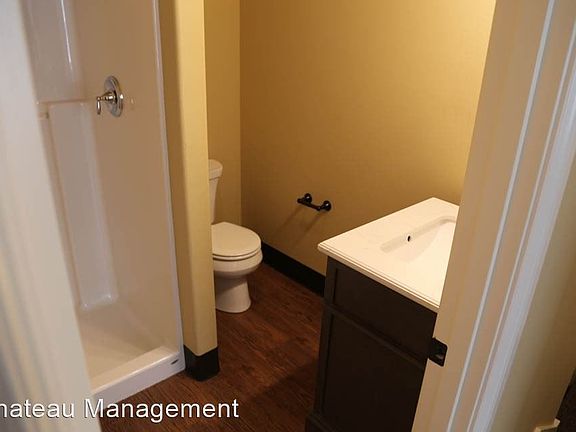 3rd image of 2141 NW Janssen St APT 104