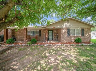 106 Circle Dr, Davis, OK 73030