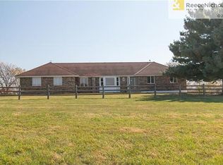 819 NW 173rd Ct, Smithville, MO 64089