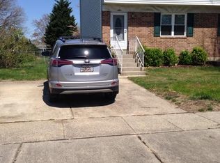 844 Turf Valley Dr, Pasadena, MD 21122