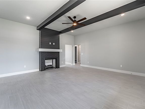 2nd image of 1028 Glenora Ave
