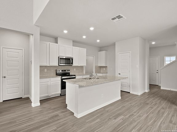 2nd image of 7735 Jacksboro Drive