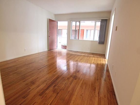 3rd image of 1742 S Robertson Blvd #1