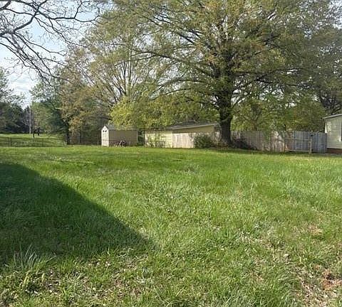 2nd image of 1415 3rd Street Pl NE
