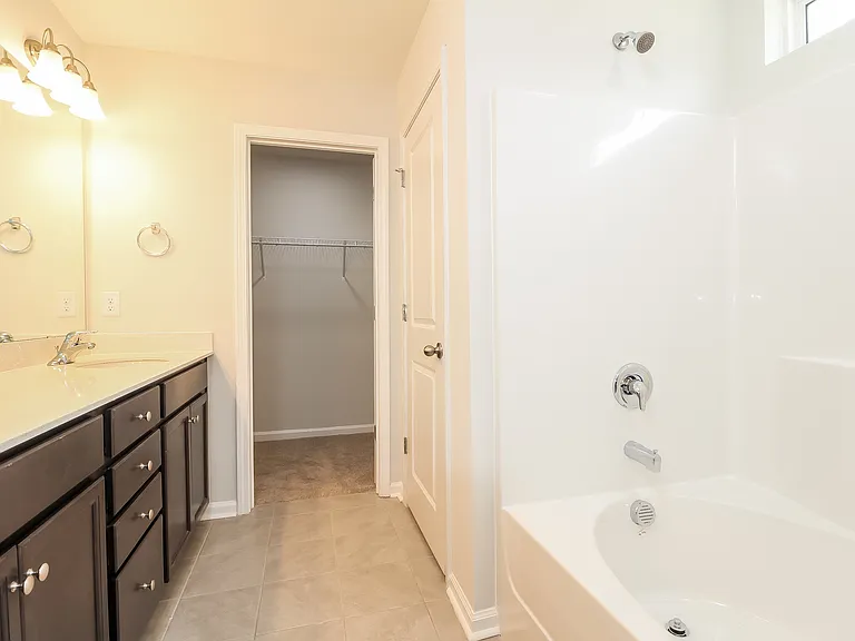 313 Woodgate Way — Photo 9