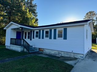 214 Baptist Rd, Yorktown, VA 23690