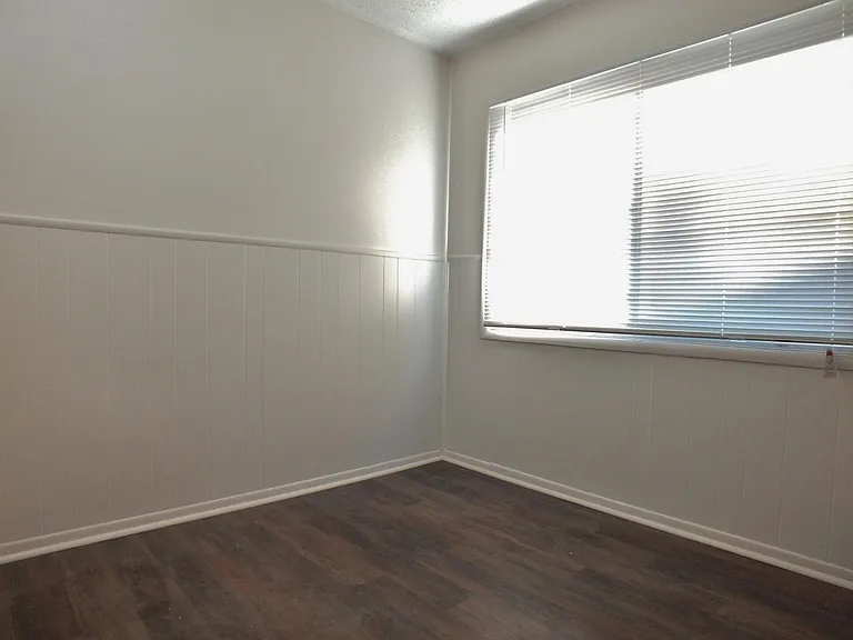 1749 Gaylord Dr — Photo 6