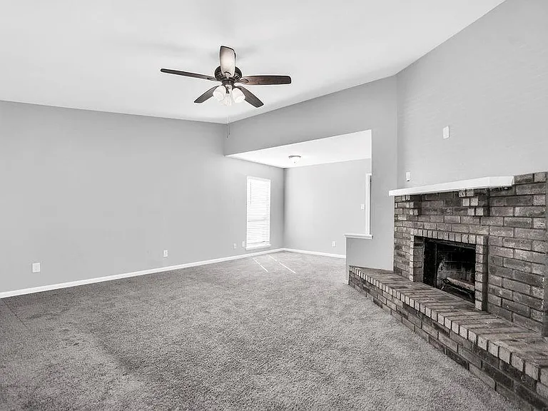 5613 Truitt St — Photo 5