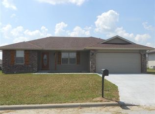 118 Ashton Ave, Clever, MO 65631