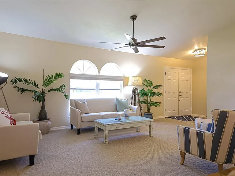 1690 Waxwing Ct — Photo 6