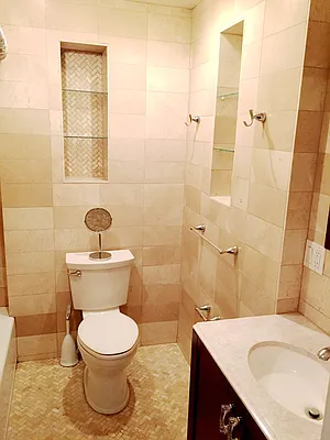 Rented by Tscherne Realty Inc. | media 19