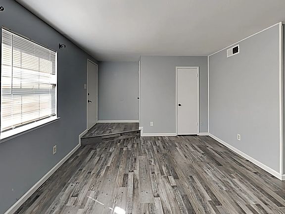 2nd image of 6453 Donegal Dr