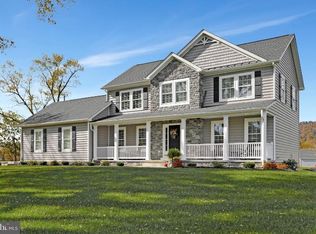 443 Rural Hill Ln, Martinsburg, WV 25403