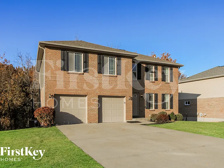 2724 Parkerridge Dr — Photo 2