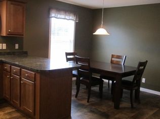 7421 Bronco Dr SE, Caledonia, MI 49316