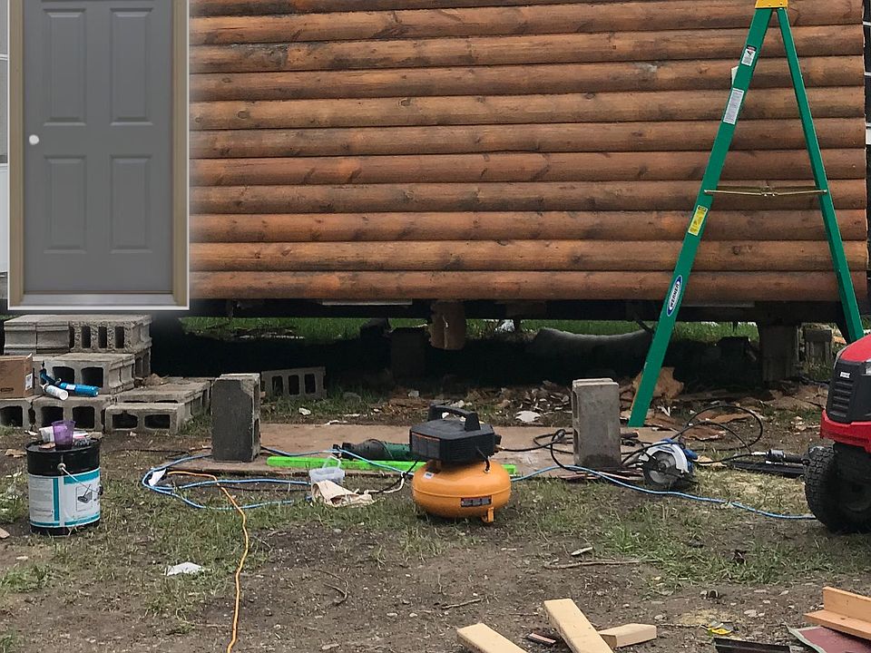 1st image of 12726 33rd St SE