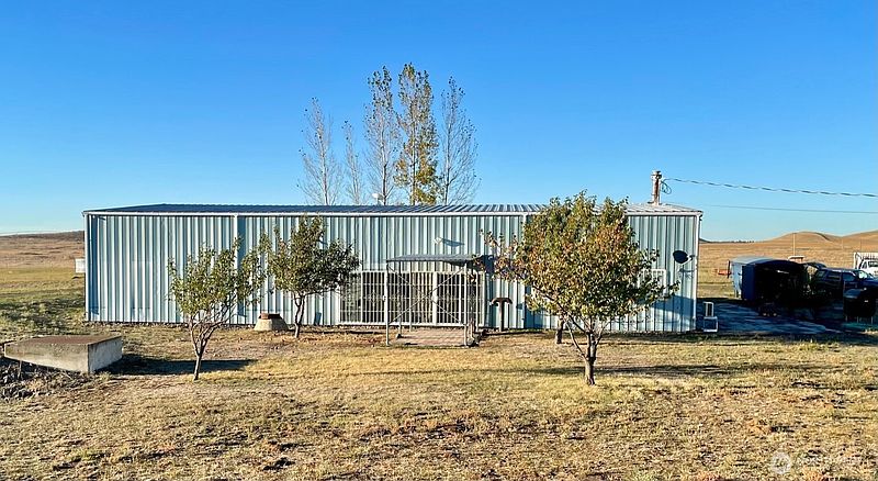 2nd image of 50342 Brown Rd E