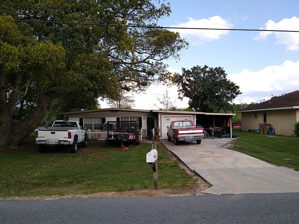 1st image of 27728 Lois Dr