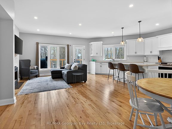 4th image of 73 Polish Ave