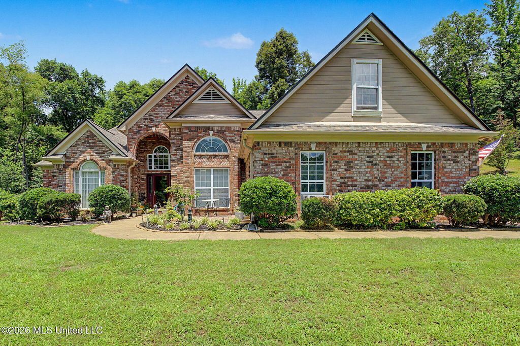 186 Timber Ridge Dr, Byhalia, MS - View 3