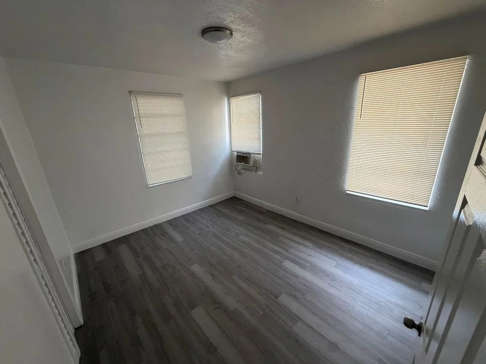 680 SW 7th Ave