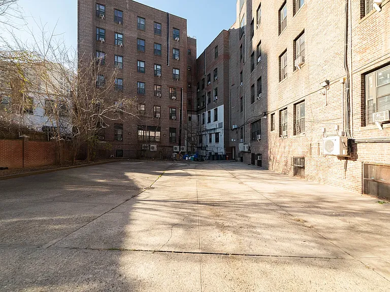 781 Washington Ave #BD — Photo 13