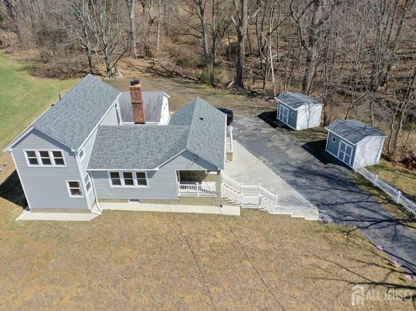 128 79th Rte, Marlboro, NJ 07746