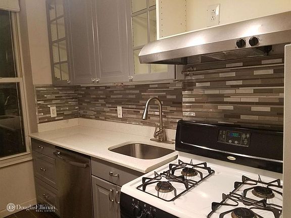 2nd image of 646 Leonard St APT 3R