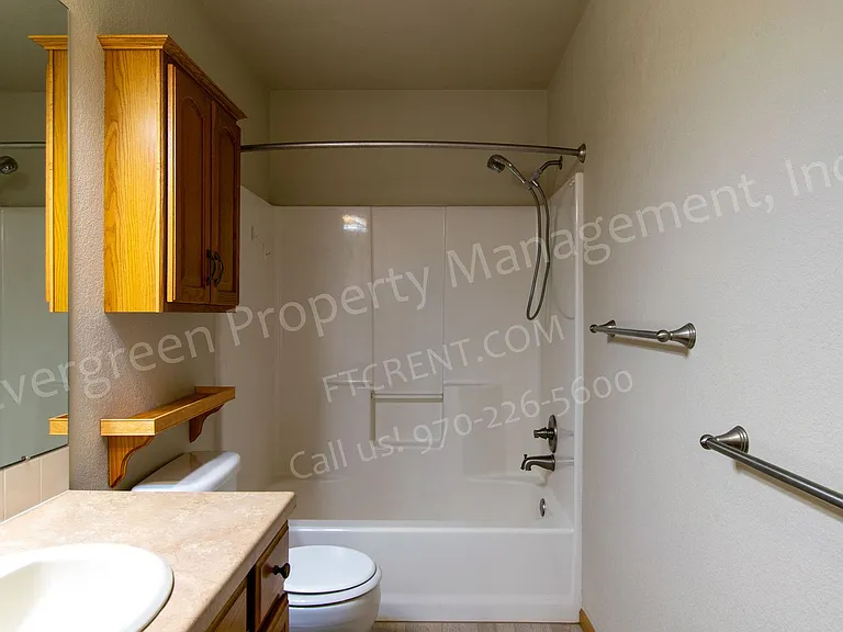 2302 Turquoise St — Photo 17