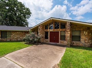 29363 Riley Rd, Waller, TX 77484