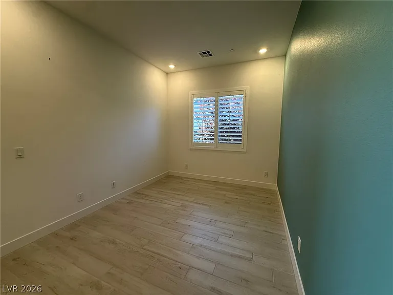 324 Forsyth Park St — Photo 10